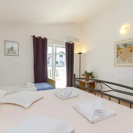 Appartement Romic *