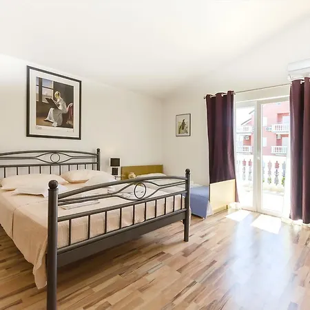 Appartement Romic *